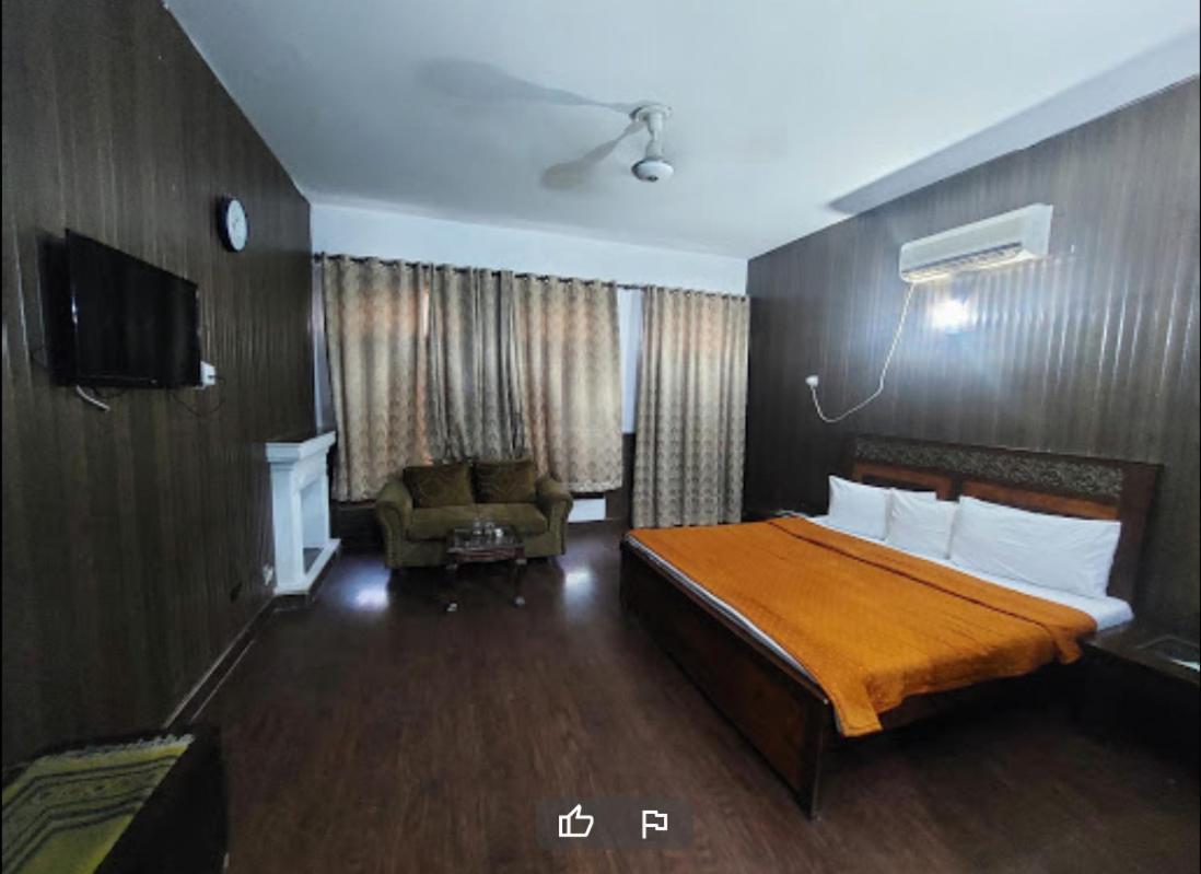 Mulberry Guest House F-10 Islamabad Exterior foto
